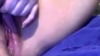 Omg!!! Hairy BBW MILF Pisses All Over Her Bed!!!