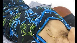 Tamil Huge boobs and sexy body alert on bedy  someone take captured