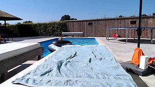 Blonde amateur fucking outdoor