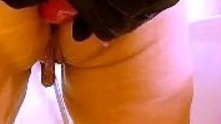 amateur sweetdesire12 flashing ass on live webcam