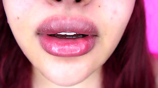 I'M LICKING YOUR DICK !!