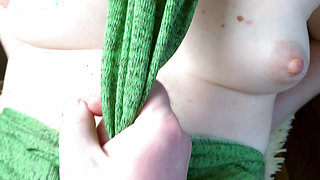 EATING USED PUSSY. CLOSE UPS