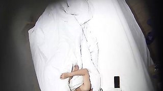 Horny fat arab housewife fingered on amateur hidden cam