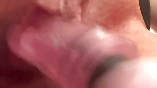 Intense creamy squirt using fucking machine