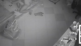 Horny fat arab housewife fingered on amateur hidden cam