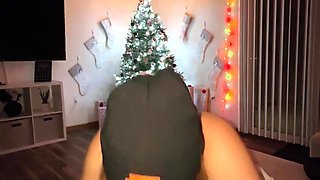Holiday Hoe Blowjob and Frosted Boobs