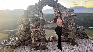 Blonde babe Kagney Karter horny solo masturbation outdoors