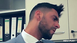 Yes Sir!, Editor's Cut - MENatPLAY