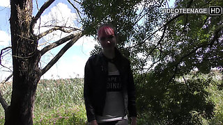 Cute 18 Years Luna Does an Anal Casting in Video