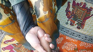 Sexy Neighbour in Saree Amazingly Taking Dick for the First Time.
