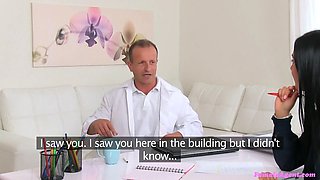 Female agent vs faux medical center dirty doctor - the utter movie