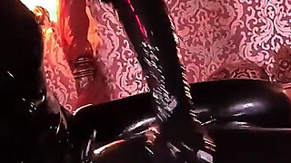 Cuckolding the Dolly with the Gimp