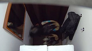 Slim model fucks the masseuse