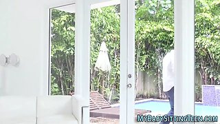 Teen nanny gets jizz