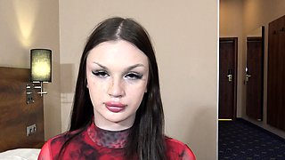 RUSSIAN TGIRLS   Meet Marina