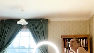 Webcam milf with breast milk live hardcore masturbate