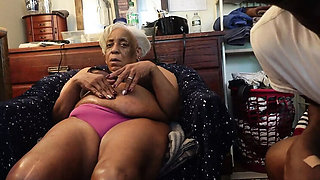 Hot Granny Rob Gives Amazing Blowjob to Big Black Cock
