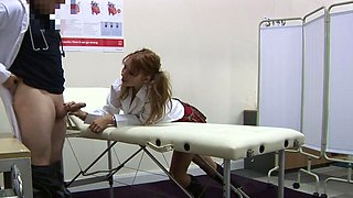 Petite CFNM babe get pounded in 3way