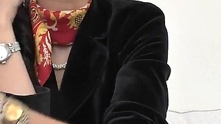 Your Lunch Break with Your Watch Boss, Lady Victoria Valente