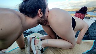 Amateur beach babe Elivalove enjoys some outdoor fun for the first time