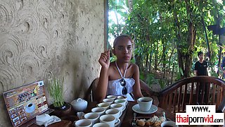 Amateurs Thai teenage masturbating in a pool