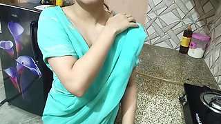 Hindi Sex Story Roleplay - Doctor Fucked Gavar's Ladke in the Kitchen