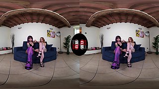 Gorgeous La Vey And Stella Tease You With Their Sexy Feet; Lesbian Leg And Foot Fetish Vr