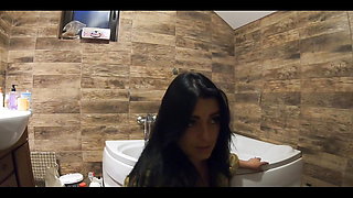 Milfycalla- Pee Play in Bathtub While Wearing a Fur Coat and Pantyhose 198 - and This Is a Fetish That I Like. I Want to See You