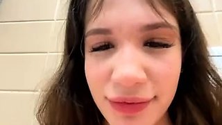 russian camwhore shy_priincess in public