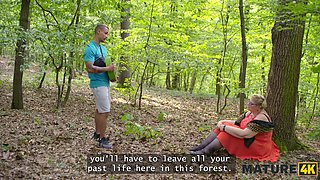 MATURE4K. Blonde with huge ass doesn’t mind to cheat on her husband with 2 strangers in public