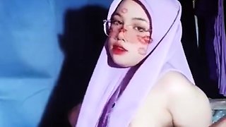 Budak Sekolah Betul Ke Atau Cosplay Je?