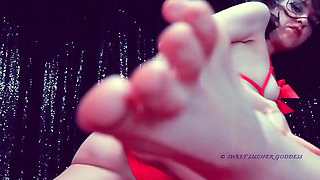 Sniff My Classy Sexy Mesmerizing Lingerie Sweet Lucifer Rebecca Diamante Italian Mistress Small Natural Tits Brunette Ass Pussy