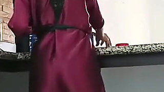 While My Stepsister Cleans the Kitchen, I Fuck Her and Give Her My Juicy Semen - Porn in Spanish.