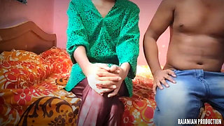 Teen Girl Went to Oyo Room with Her Boyfriend and Get Creamptfucked