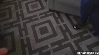Lasirena69 fucks stepson for old times sake