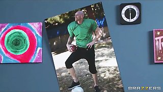 Kennedy Leigh daydreams about fucking her favorite athlete