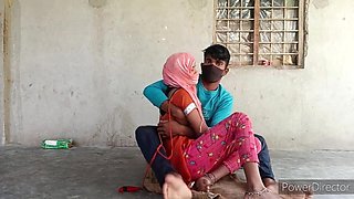 18 Year Old Indian Desi Village Girl Outdoor Hard Fucking Video