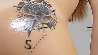 Oiled Ass Twerking Wiggling and Shaking