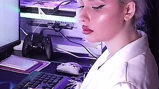 The Accountant Spent My Salary on New Shoes and Let Me Fuck Her for It.