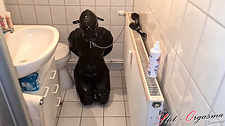 Slave Slut-Orgasma Celeste the human toilet