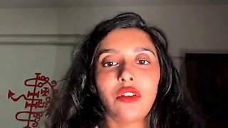 Thea Dsuuza Huge Cleavage Santas Girl (2025) Private App Hot Video - Indian