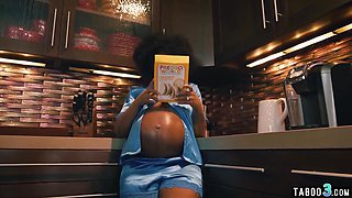 Pregnant Ebony Stepmommy Craving For A Penis - Avery Jane And Nathan Bronson