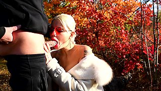 Amazing Oral Creampie, Cum in Mouth and Cum Kissing in Autumn Park