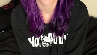 Hot amateur naked teen toys her pussy