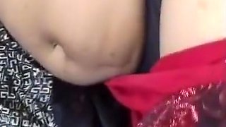 Aunty In Saree And Cum Out In Her Navel