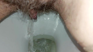 Housewife Pee