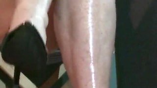 Leggy calf shake