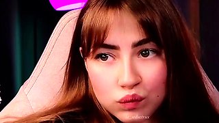 Close up with teen blonde sex doll rubbing her cunt
