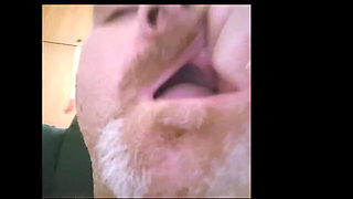 Mature Chubby Bear Toothless. Watch Inside My Toothless Mouth and Meet My Tongue - Mouth Fetish