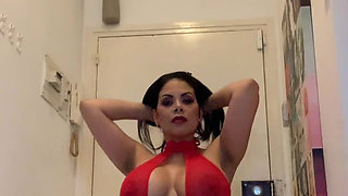 Hot Af Babe Kesha Ortega Oils Her Stacked Body & Fingers Her Wet Cunt!